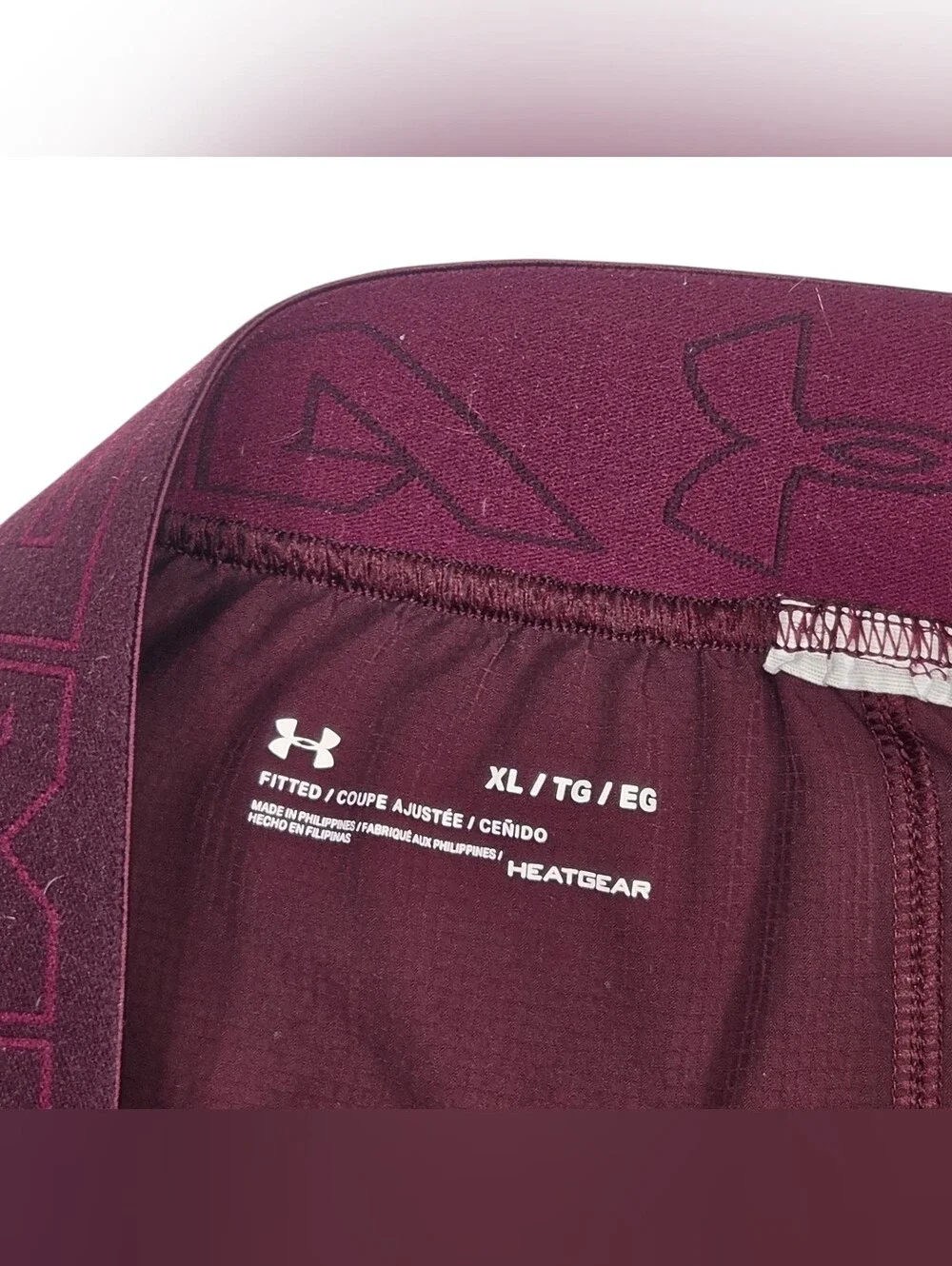 Under Armour Men's Maroon Athletic Training Shorts. Size XL
